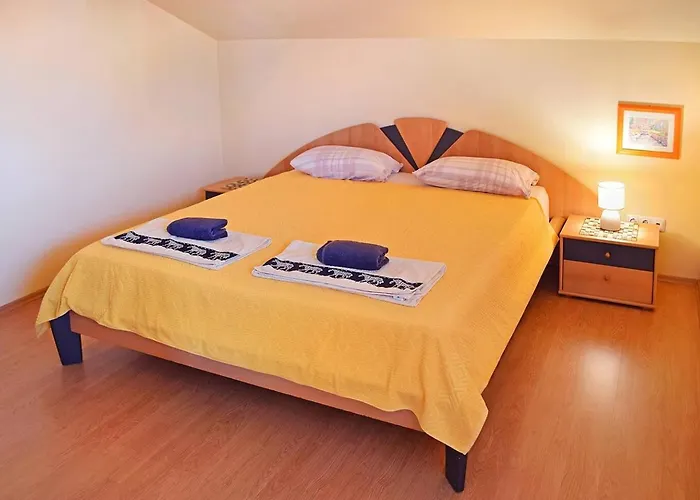 Prekrasan Apartman Sa Kaminom